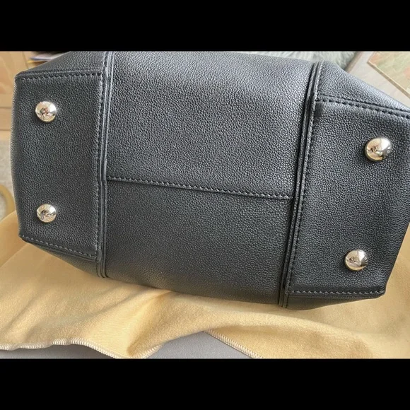 Louis Vuitton black leather top handle bag - Picture 9 of 13